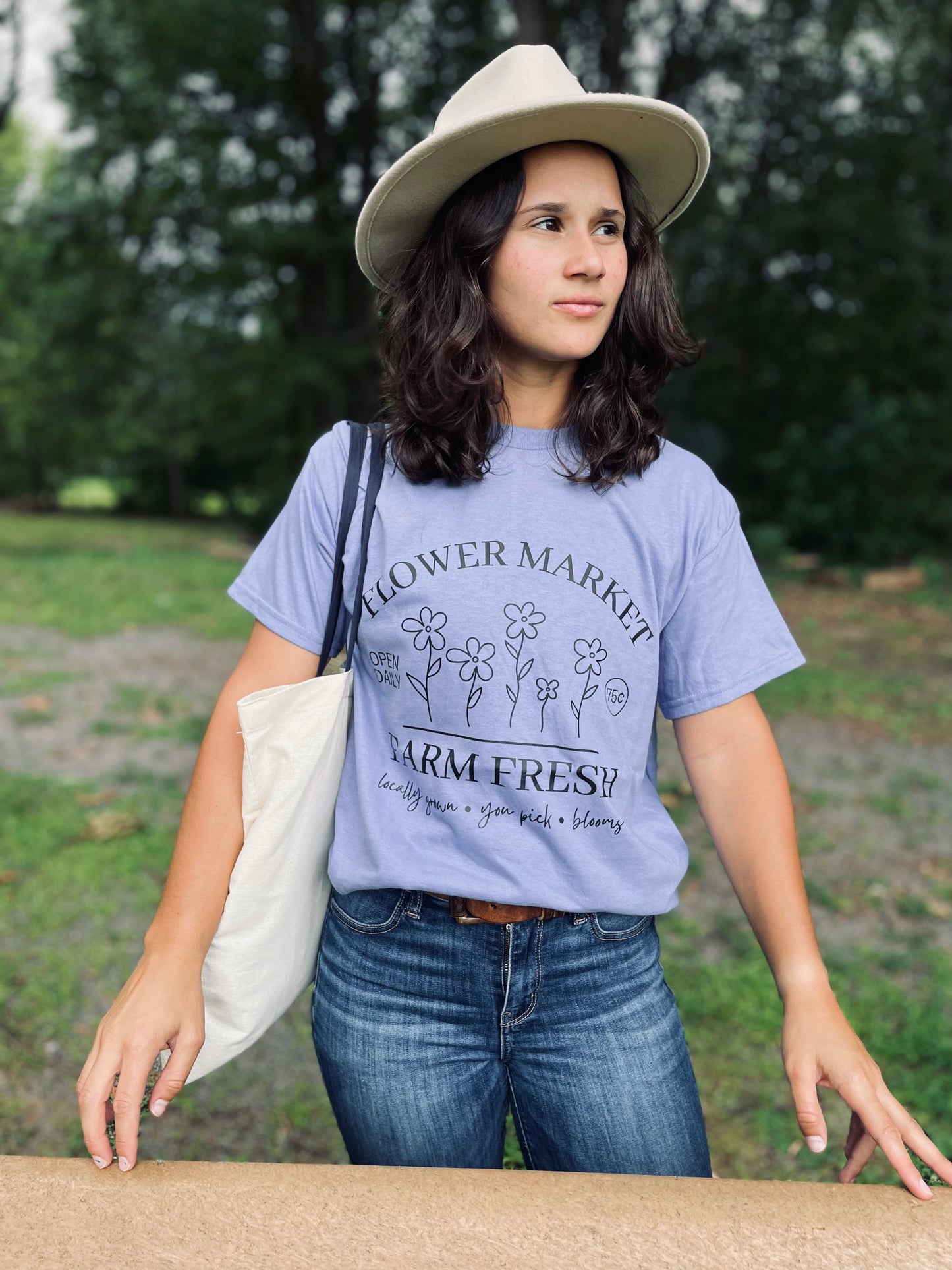 flower market tee